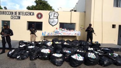 Photo of  Autoridades incautan medicamentos ilegales valorados en RD$31 millones en Espaillat