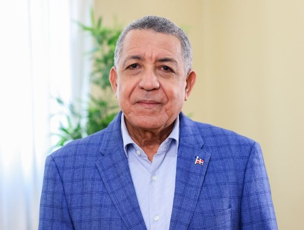 Photo of Gobierno dominicano impulsa medidas económicas, inversión pública y recuperación de espacios para las familiares