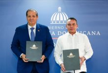 Photo of Salud Pública entrega dos nuevos equipos GeneXpert al SNS para el diagnóstico de la tuberculosis