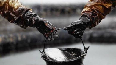 Photo of El Brent se dispara más del 4 %, hasta los 79 dólares, por las nuevas tensiones entre Irán y EE.UU.