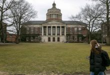 Photo of Florida prohíbe a indocumentados matricularse en sus 28 ‘colegios’ universitarios
