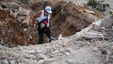 Photo of Venezuela entierra más de 150 cuerpos sin identificar
