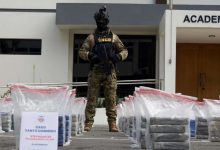 Photo of Incautan 1.3 toneladas de cocaína y 30 bloques de presunta marihuana frente a las costas de Baní