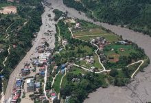 Photo of Riada en Nepal: más de 390 muertos, unos 1,400 desaparecidos y miedo a otra crecida