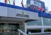 Photo of Aduanas confisca más de 600,000 dólares en el AILA