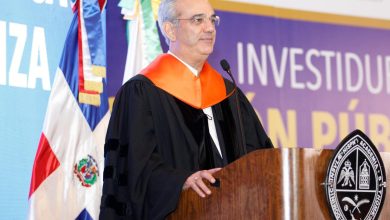 Photo of Abinader llama a servidores públicos poner sus conocimientos al servicio de la ciudadanía